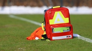 Beim Spiel der TuS Marienborn in der Verbandsliga-Südwest gegen Eintracht Bad Kreuznach musste ein Zuschauer wiederbelebt werden.