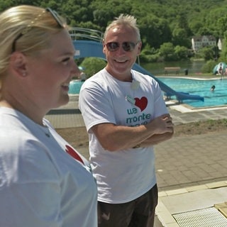 Julia Kussmann und Ralf Klimek, Rettungsschwimmer und Bademeister im Freibad in Winningen