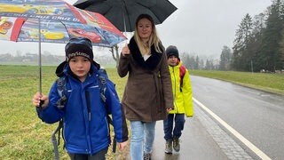 Familien sind frustriert, dass der Kreis Calw bei ihnen im ÖPNV einspart.
