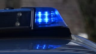 Blaulicht eines Polizeifahrzeugs