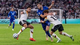 Derry Scherhant (links) und Philipp Treu (rechts) vom SC Freiburg