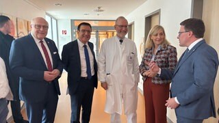 Gesundheitsministerin Nina Warken am Samstag zu Besuch im Caritas-Krankenhaus in Bad Mergentheim.