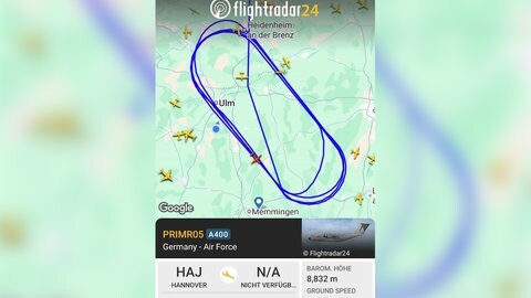 So lässt sich die Luftbetankung der Bundeswehr über Ulm verfolgen. (Quelle: flightradar24)