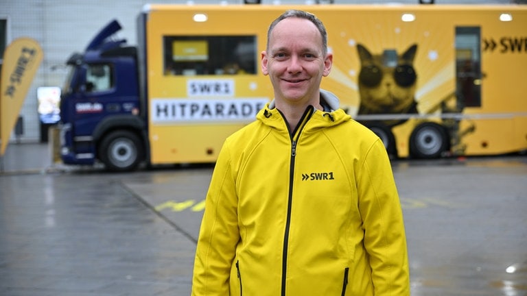"Läuft alles" - Projektleiter Frank Harbeck-Johannsen ist am zweiten Tag der Hitparade doch deutlich entspannter als noch vor dem Start der Hitparade.