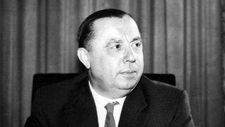 CDU-Politiker Peter Altmeier in einer undatierten Aufnahme. Altmeier, Mitbegründer der CDU, war in den Jahren 1947 bis 1969 Ministerpräsident von Rheinland-Pfalz. Am 12. August 1899 wurde Peter Altmeier in Saarbrücken geboren und starb am 28. August 1977 in Koblenz.