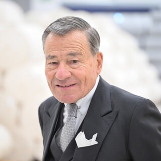 Es ist eine neue Biografie des ehemaligen Trigema-Chefs Wolfgang Grupp senior aus Burladingen erschienen. 
