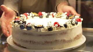 Maracuja-Beerentorte