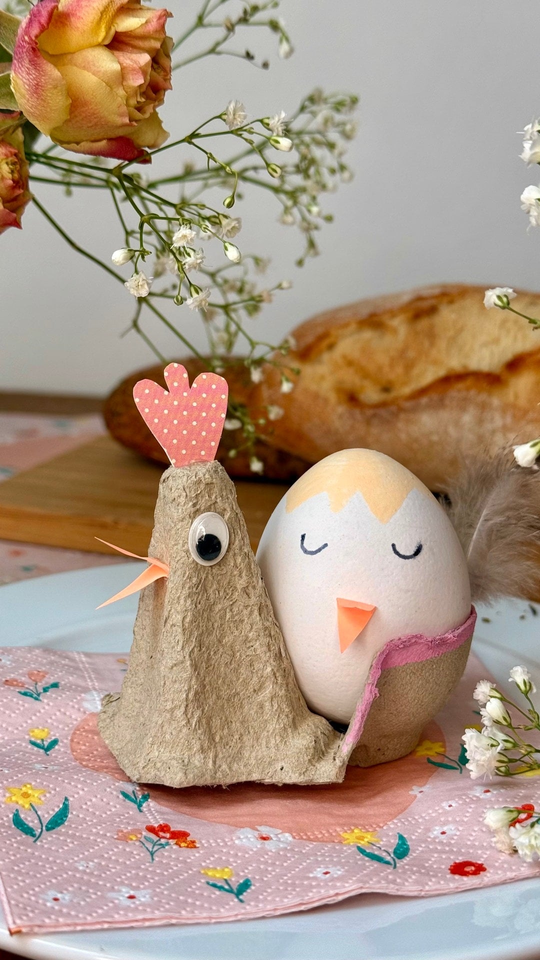 DIY Eierbecher aus Eierkarton