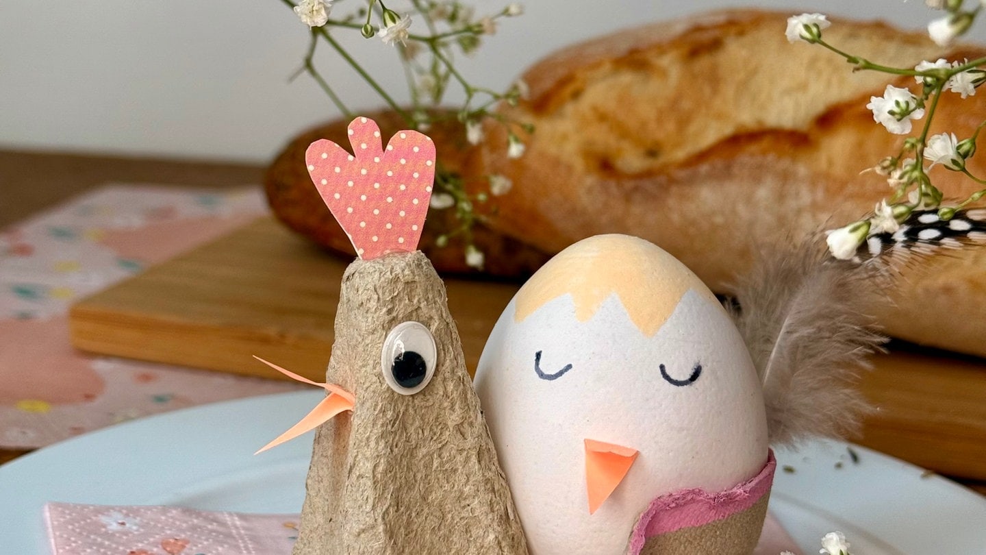 DIY Eierbecher aus Eierkarton