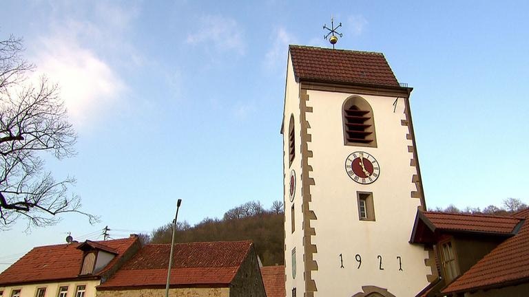 Der Glockenturm in Waldgrehweiler