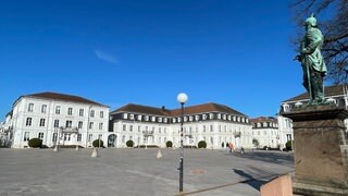 Rathaus in Zweibrücken im Frühling
