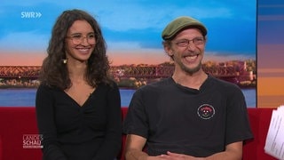 Akrobatikerin Firdaous Akherraz und Trainer Jonas Simons