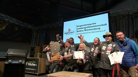 Bei der Messe Rauch und Glut in Freiburg wurde der Landesgrillmeister 2025 gekürt.