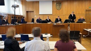 Prozessbeginn am Montagmorgen im Landgericht Heilbronn: Ein Jagdpächter soll Drahtseile über eine Mountainbike-Strecke gespannt haben.