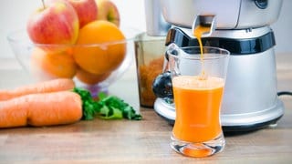Saft und Kraft? So gesund ist der Safttrend!