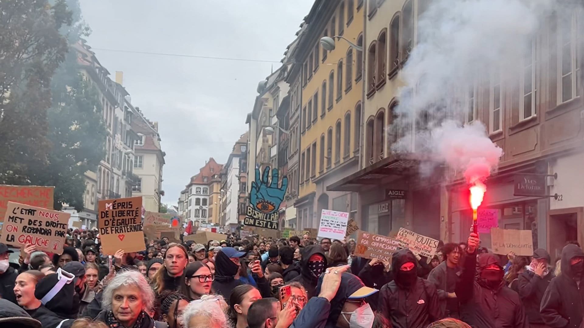 Gewalt bei Protesten in Frankreich: 17-Jährige in Mulhouse verliert Auge