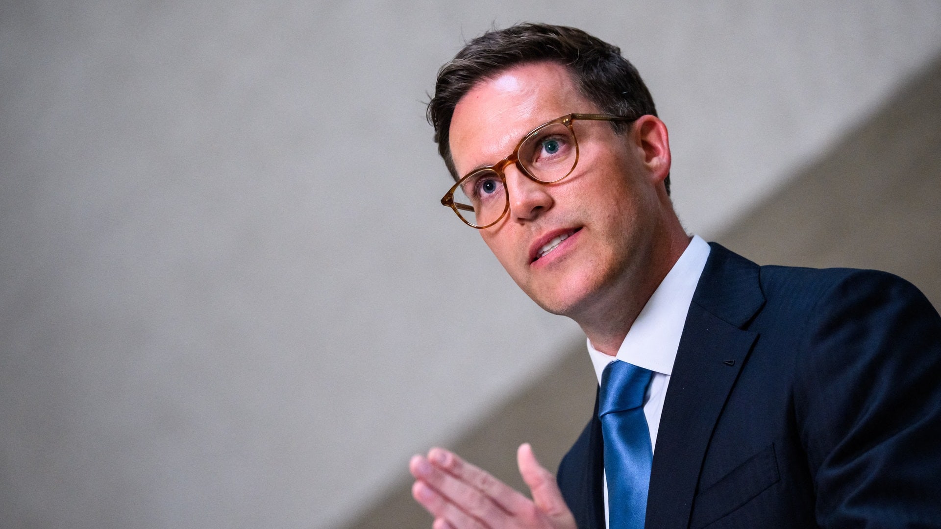 Erweiterte Ausbildung, erhöhte Altersgrenze: Hagel will Änderungen für Feuerwehren in BW