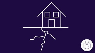 Eine Zeichnung von einem Haus. Unter dem Haus sieht man Risse von einem Erd·beben. Rechts das SWR Logo für Leichte Sprache.