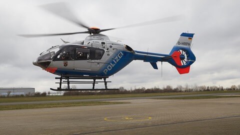 Ein Hubschrauber der rheinland-pfälzischen Polizeihubschrauberstaffel