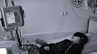 An MECFS erkrankt: Leonie aus Kaiserslautern im Krankenhaus.