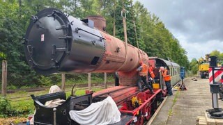 Etwa zehn tonnen wiegt der Kessel der "Badnerin", eine Dampflok des Typs 75 1118.