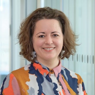 Magdalena Knöller ist Reporterin für Hörfunk, Online und Fernsehen beim SWR im Studio Tübingen.
