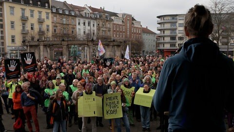 Die Stadt Karlsruhe will vor allem bei Familien und Kultur sparen.