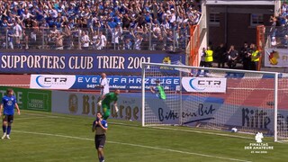 Spielszene aus dem Landespokalfinale Eintracht Trier - TuS Koblenz