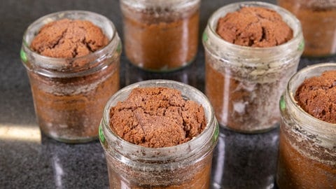 Rezept für saftigen Kuchen im Glas, der sehr lange haltbar ist