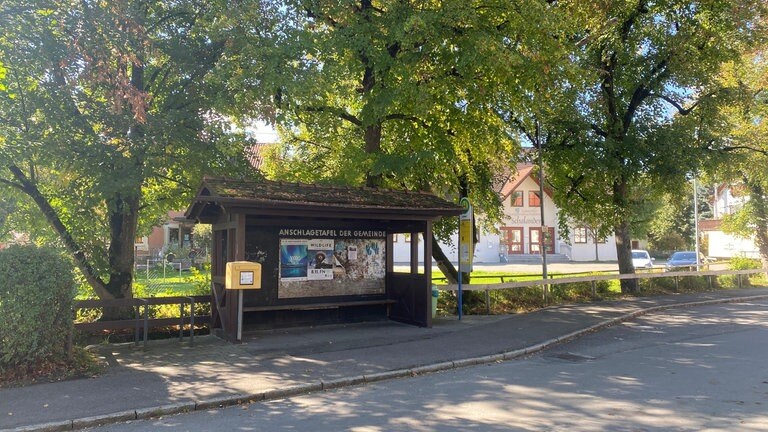 Im Wilhelmsdorfer Ortsteil Zußdorf wird auch die zweite Staffel der Serie "Tschappel" gedreht.
