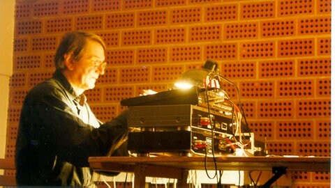 Asmus Tietchens