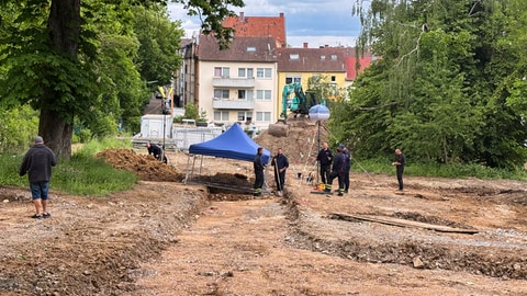 Der Fundort der 1,8 Tonnen schwere Weltkriegsbombe auf einer Baustelle in der Pforzheimer Oststadt.
