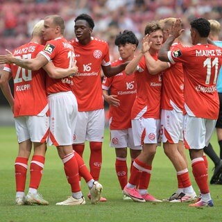 Die Vorbereitung ist gemeistert: Die Mainz 05er nach dem Heimsieg gegen AFC Bournemouth.
