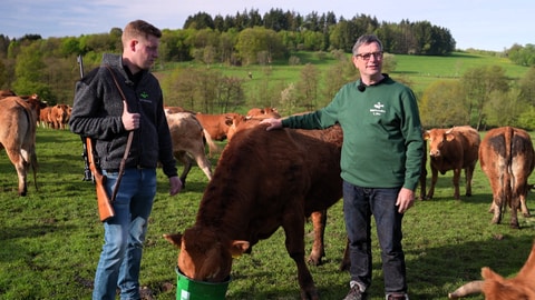 Christoph Mies und seine Familie gehen auf ihrem Biohof in Hachenburg einen besonders konsequenten Weg.