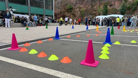 Neun Schulen aus Rheinland-Pfalz waren bei der Lautrer Solar Power Competition dabei. 
