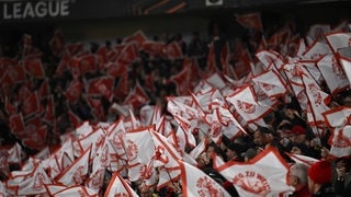 Hohe Sicherheitsstufe, strenge Kontrollen und politische Spannungen. Kommende Woche am Donnerstag empfängt der SC Freiburg in der Europa League Maccabi Tel Aviv.