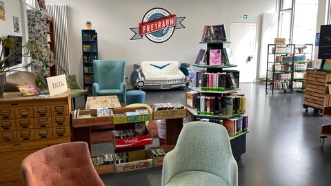 In der Stadtbibliothek Ludwigshafen gibt es unterschiedlichste Räume zum Lesen, Lernen oder einfach Chillen 