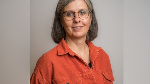 Die Landesvorsitzende der GEW,  Christiane Herz, fordert, dass die drei Dienstaufsichtsbeschwerden "mit aller Sorgfalt bearbeitet und bewertet werden müssen." - Sie waren gegen den Schulleiter der Karolina-Burger Realschule eingegangen.