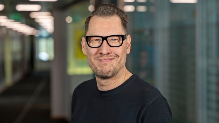 Moderator Jochen Stöckle aus dem SWR1 Team. Zu hören unter anderem im Musikclub Deutsch.