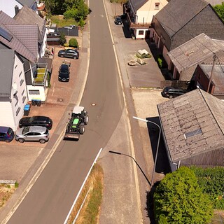 Die Hauptstraße in Peterswald-Löffelscheid