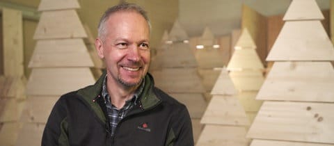 Karsten Krone baut nachhaltige Weihnachtsbäume