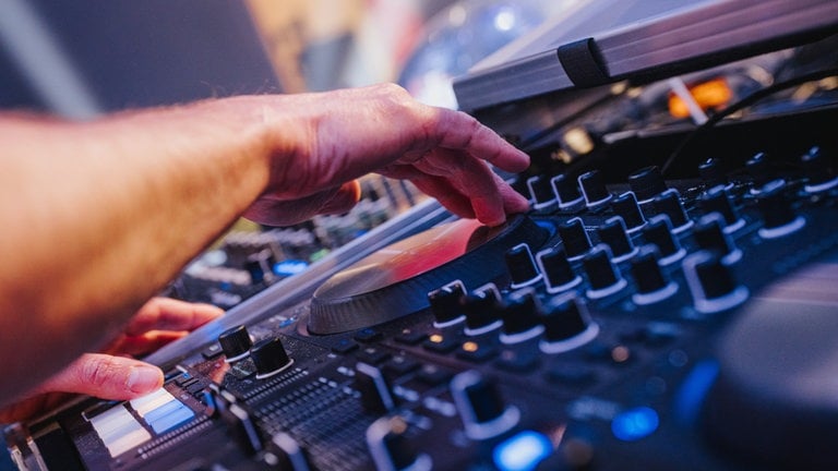 SWR1 Party am 7.3.2026 in Metzingen mit DJ Benedict Walesch.
