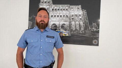 Marc Fleischmann ist Sprecher im Polizeipräsidium Trier. Er ruft Zeugen, die das Auto am Samstag in der Trierer Fußgängerzone gesehen haben dazu auf, sich zu melden.