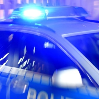 Einsatzfahrzeug der Polizei (Symbolbild)