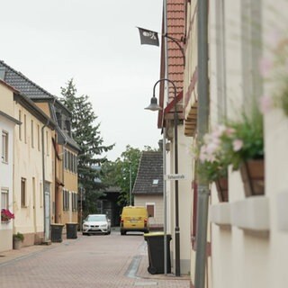 Die Kirchstraße in Grolsheim