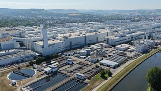 Blick auf das Audi-Werk in Neckarsulm. VW hat ein Sparpaket beschlossen. 50.000 zusätzliche Stellen werden gestrichen, vier Werke stehen auf der Kippe. Auch in Neckarsulm braucht es einen tragfähigen Zukunftsplan.