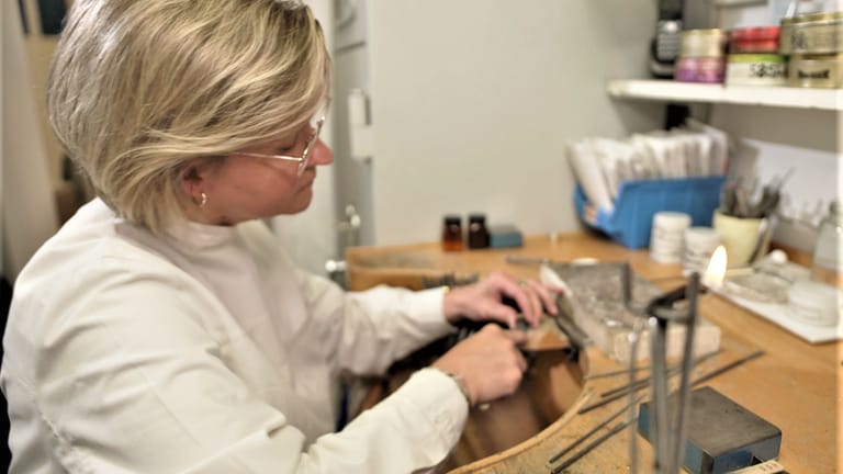 Hierzuland Brücken Goldschmiedin