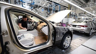 Produktion im Mercedes-Benz-Werk in Sindelfingen