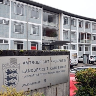 Aussenaufnahme des Amtsgericht Pforzheim.