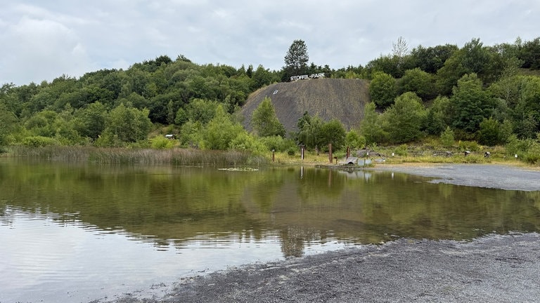 Der Stöffelsee im Stöffelpark